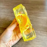 Fruit Squishy Speelgoed Knijpbaar Realistisch Fruitplakje Fidget Stress Verlichtend Speelgoed Cadeaubox Gemengde Stijl Fabriek Groothandel Feestartikelen