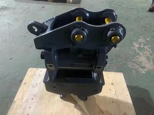 Attelage rapide inclinable SOOSAN pour mini-pelles - Product Image 3