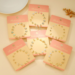 Juego de pendientes de joyería de moda, pendientes de aleación de zinc para mujer, diseño simple y elegante con formas geométricas de corazón de flor - Product Image 2