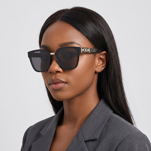 <b>Sunglasses</b> <b>Large</b> Square Frame UV400 Protection For Women Outdoor Fashion Style - Product Image 3