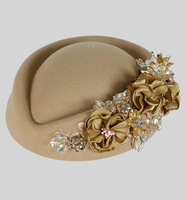 Chapeau Turban Vintage en Feutre pour Femme, Doux, Style Derby, Fascinator à Fleur, pour Église, Fête, Béret, Idéal pour Hôtesses de l'Air et Occasions Spéciales