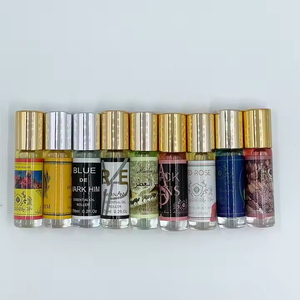 Venta al por mayor <span class=keywords><strong>de</strong></span> fábrica: Mini aceite perfumado <span class=keywords><strong>de</strong></span> 6ml para mujer, aceite <span class=keywords><strong>de</strong></span> bolsillo para hombre, aceite corporal floral, frutal y amaderado. Entrega rápida. - Product Image 1