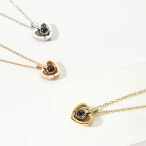 <span class=keywords><strong>Collana</strong></span> alla Moda <span class=keywords><strong>con</strong></span> Zirconi a Prezzo di Fabbrica, Ciondolo <span class=keywords><strong>con</strong></span> <span class=keywords><strong>Proiezione</strong></span> di Testo Personalizzato e Cuore, Gioiello Regalo - Product Image 5