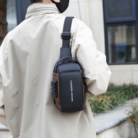 Sac bandoulière multifonctionnel en cuir véritable pour homme, motif lettres, imperméable, best-seller transfrontalier pour moto