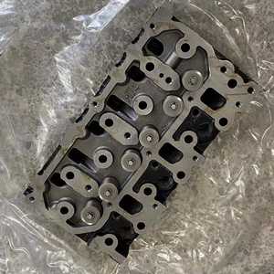 119517-11740 Matériel haute résistance Précision Applicable aux modèles 3TNM74 3TNM72 Assurant une tête de cylindre d'excavatrice durable pour Yanmar - Product Image 1