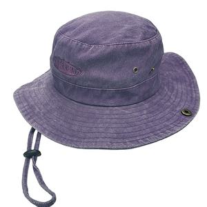 Sombrero de algodón lavado personalizado con cierre de hebilla ajustable Diseño duradero disponible a granel Perfecto para sombrero de pescador al aire libre - Product Image 2