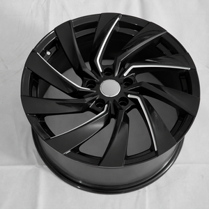 ล้อแม็กซ์อัลลอยด์สีดำขนาด 18 นิ้ว 5x114.3 แบบ Turbine ขนาด 8J ET38-42 พร้อมขอบสีเงิน สำหรับรถยนต์นั่งส่วนบุคคล รุ่น Executive Sedan - Product Image 4