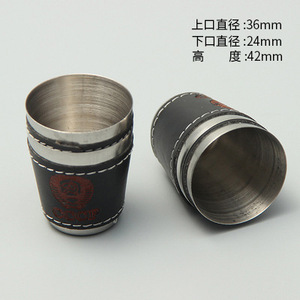 Mini Vasos de Cerveza de 30 ml con Funda de Acero Inoxidable, Portátiles para Uso en Exteriores - Product Image 4