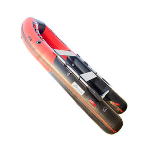 Barco inflable apto para mascotas de alta calidad, suelo antideslizante y puntos de fijación de correa para perros - Product Image 1