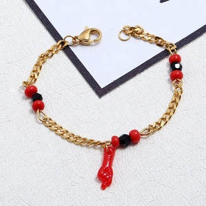 Pulsera de Cadena Azabache con Colgante de Mano en Gesto Figa Chapado en Oro de 18K, Amuleto de Buena Suerte y Protección para Bebé - Product Image 2