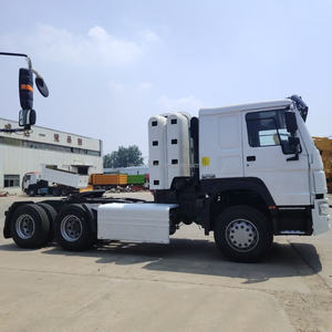 Entrega rápida Sinotruck Howo Tractor <span class=keywords><strong>de</strong></span> <span class=keywords><strong>segunda</strong></span> mano Camiones 6x4 10 ruedas 40ton CNG Tractor Truck - Product Image 4
