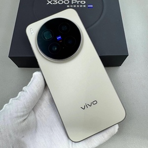 ลดราคาสุดคุ้ม! โทรศัพท์มือถือ VIVO X300 Pro กล้อง ZEISS หน้าจอ 6.78 นิ้ว ชิปเซ็ต Dimensity 9500 แบตเตอรี่ขนาดใหญ่ 6510mAh ถ่ายวิดีโอ 4K 120fps หน้าจอถนอมสายตา - Product Image 4