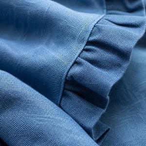 Serviette en tissu français biologique certifiée OEKO-Tex, faite à la main, brodée, à blocs de couleur, avec bord festonné, en lin pur, pour la table de mariage - Product Image 2