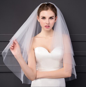 Voiles de <span class=keywords><strong>mariée</strong></span> double couche bon marché Voiles de <span class=keywords><strong>mariée</strong></span> courts simples en tulle doux Voiles de coude de mariage avec peigne à cheveux - Product Image 4