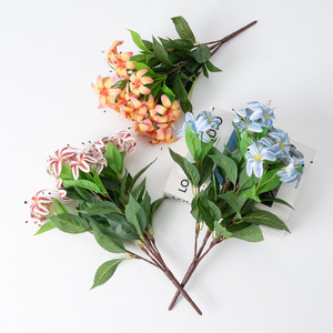 Elegant Small bunch <b>Lilies</b> <b>Artificial</b> Silk <b>Flowers</b> Living Room Tea Table Decoration Photo-prop Wedding Office Floral Materials - Product Image 3