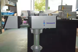 Jauge de diamètre laser Shineworld pour appareil de mesure de fils et de câbles Haute précision 0.2-16mm Taux de balayage élevé Facile à utiliser - Product Image 2