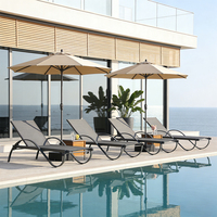 Hochwertiger Aluminium-S-förmiger Liegestuhl für Strand, Hotel, Innenhof & Villa - Outdoor-Sonnenliege mit Armlehne, klappbar, UV-beständig