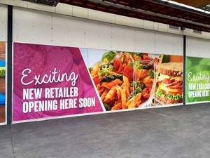 Impression numérique personnalisée <span class=keywords><strong>grand</strong></span> <span class=keywords><strong>format</strong></span> extérieur PVC vinyle affiche de construction autocollant <span class=keywords><strong>mural</strong></span> - Product Image 1