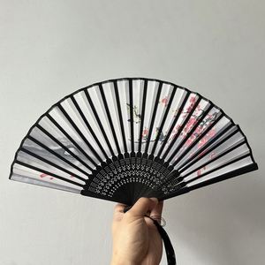 Éventails pliants en plastique de style vintage rétro en gros pour la danse et les mariages - Product Image 2
