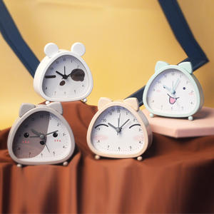 Décrochage créatif animal horloge jolie fille enfants chambre dessin animé métal muet mode horloge de bureau - Product Image 3