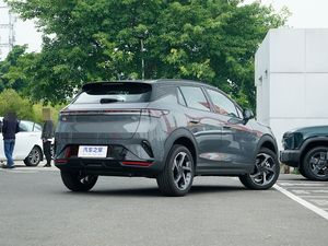 Venta caliente Lynk & Co 06 Hybrid SUV Compacto Práctico EV Sport Car Hybrid Vehicle de Geely <span class=keywords><strong>Lynkco</strong></span> con dirección izquierda - Product Image 3
