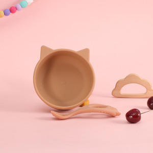 ODM Ensemble d'alimentation en silicone antidérapant pour bébé Bol de qualité alimentaire Assiette Cuillère pour enfants Salle à manger Conception pour enfants - Product Image 2