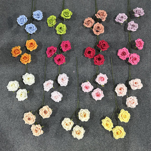 ช่อดอกกุหลาบประดิษฐ์ยี่ซวน 3 หัว ดอกไม้ไหมหิมะภูเขา สำหรับตกแต่งงานแต่งงาน - Product Image 2