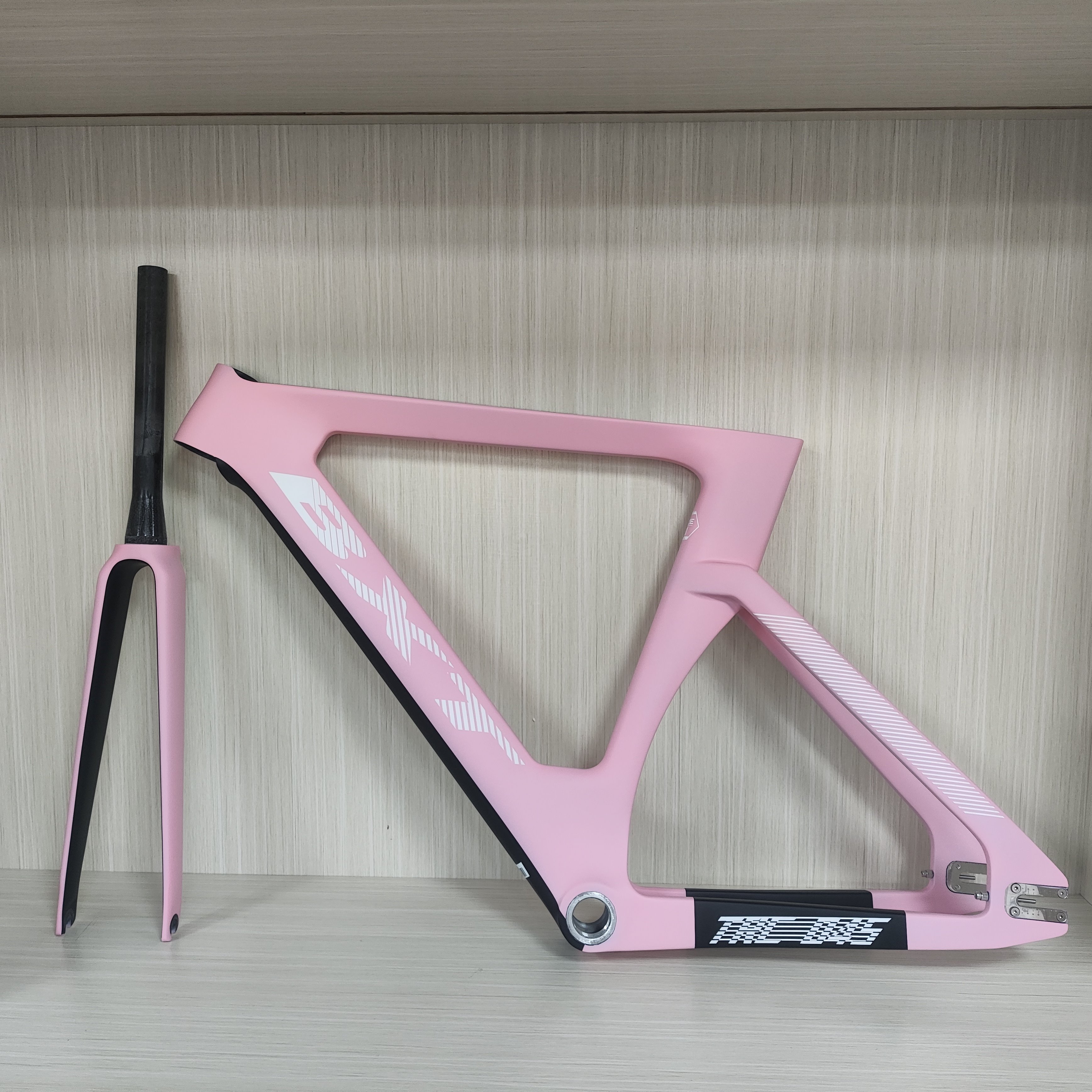 BXTカーボントラックバイクフレーム700 * 28Cシングルスピードカーボン