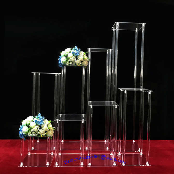 お花のガラステーブル フラワースタンド 結婚式のテーブルの