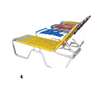 Chaise longue en vinyle moderne avec cadre et sangle Mobilier d'extérieur pour piscine Chaise longue avec ceinture en PVC coloré - Product Image 4