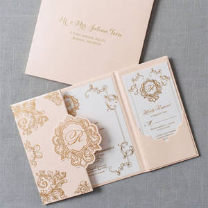 Inviti di Nozze di Lusso con Copertina Rigida e Tasche, Decorati con Motivi Romantici - Product Image 1