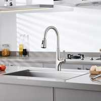 Robinet mélangeur d'évier de cuisine extractible en acier inoxydable 304 à montage sur plan avec pulvérisateur à bec en silicone et pulvérisateur magnétique à rétraction automatique
