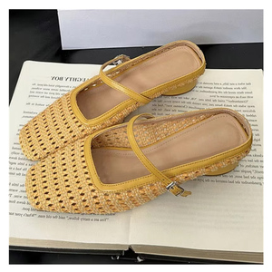 Nouvelles sandales d'été 2025 pour femmes, à bout rond et talon bas, en maille, tissées à la main, sexy et ajourées - Product Image 1