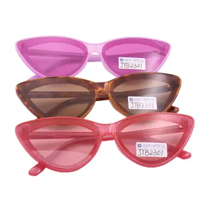 Quality Party Decoration Use CP metal insert temples Matte transparent Purple women polarized Plastic cat-eye sunglasses