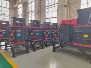 Lo mas vendido 2025 Broyeur composé Broyeur à marteaux Broyeur combiné vertical à haute résistance <span class=keywords><strong>Machine</strong></span> de fabrication de sable zhengzhou - Product Image 5