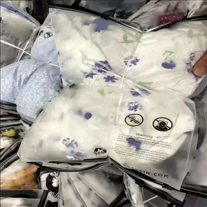 เสื้อผ้ามือสองคุณภาพดีแฟชั่นปี 2023 เสื้อผ้าใช้แล้วสำหรับผู้หญิงและผู้ชาย ผ้าฝ้าย ผ้าไหม แบรนด์ดัง วัสดุคุณภาพ - Product Image 6