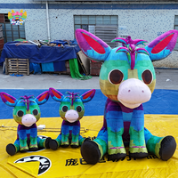 Modèle publicitaire géant gonflable personnalisé en forme de petit âne coloré, imperméable et durable pour les activités et les fêtes en extérieur