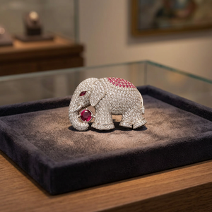 Broche éléphant de luxe en argent 925 avec pierre précieuse couleur rubis et diamants CZ, bijou animalier pour femme, fournisseur en gros - Product Image 4
