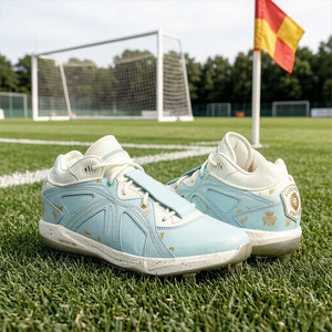 Chaussures <span class=keywords><strong>de</strong></span> football personnalisées pour hommes et femmes, édition Euro Pop <span class=keywords><strong>rose</strong></span>, chaussures d'entraînement athlétiques, OEM ODM, chaussures <span class=keywords><strong>de</strong></span> football personnalisées argentées métalliques - Product Image 2