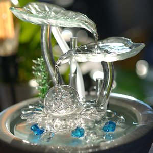 Fontaine de bureau en verre en forme de feuille de lotus, soufflée à la main, de forme irrégulière, avec rétroéclairage, pour la décoration de la maison et du bureau - Product Image 2