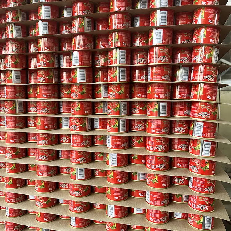 メーカー空の食品缶缶トマトペースト缶端で缶詰