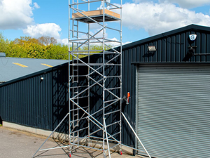 Torre di Ponteggio Mobile in Alluminio Leggero, Larghezza Singola/Doppia, Certificata EN 1004 per Manutenzione Interna e Installazione HVAC in Israele - Product Image 2