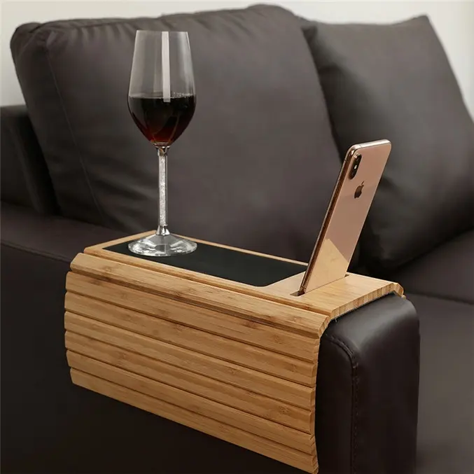 Bandeja do sofá preto, com design mais popular, organizador de sofá de bambu com suporte de copo, bandeja do sofá preto para braço