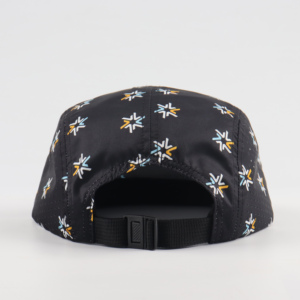 Gorra <span class=keywords><strong>de</strong></span> Correr <span class=keywords><strong>de</strong></span> 5 Paneles Personalizada al por Mayor, Gorra <span class=keywords><strong>de</strong></span> Campamento con Impresión Completa, Orificios Cortados con Láser, Visera Plana, Parche Bordado, Hebilla, Secado Rápido - Product Image 5