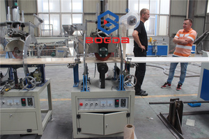 Línea de extrusión de perfil de mármol artificial de PVC/máquina de producción de perfil de mármol de imitación de PVC - Product Image 6