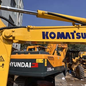 Mini-excavatrice sur chenilles Komatsu Pc40 d'occasion, 4 tonnes, excellent état, modèle 2022, fabriquée en Chine, composants moteur et transmission - Product Image 6