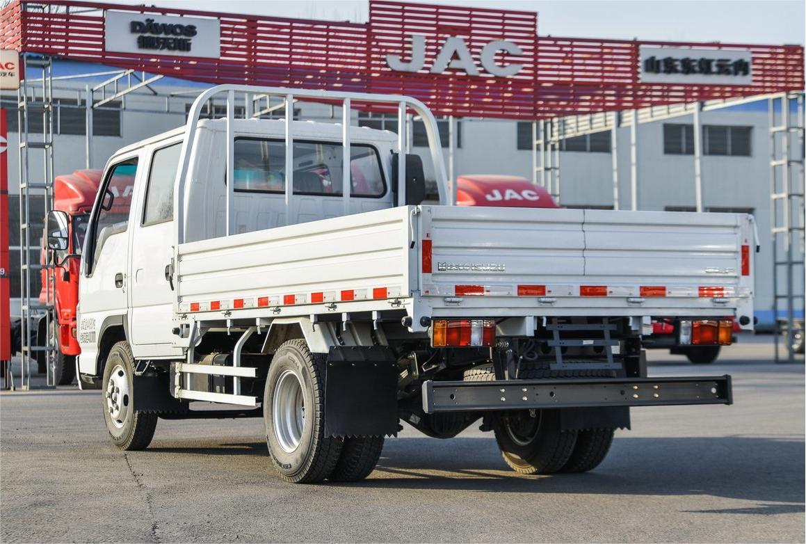 Isuzu Elf 4wheelers Double Cab Dropside Cargo Truck Small