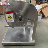 Équipement avicole : Machine à découper la viande de poulet fraîche, machine à découper le poulet, équipement de boucher, séparateur et diviseur