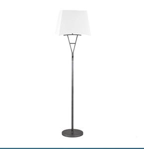 Lampes sur pied décoratives modernes en fer noir mat avec base lourde pour hôtel - Product Image 2