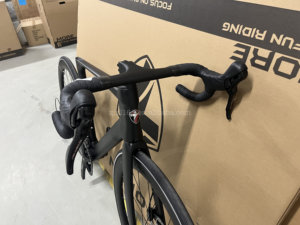 Bicicleta de Carretera de Fibra de Carbono 700C R10, Ligera, Aerodinámica, Urbana, 22 Velocidades, Frenos de Disco Hidráulicos <span class=keywords><strong>Shimano</strong></span> R2000, Aluminio, Deportiva - Product Image 2